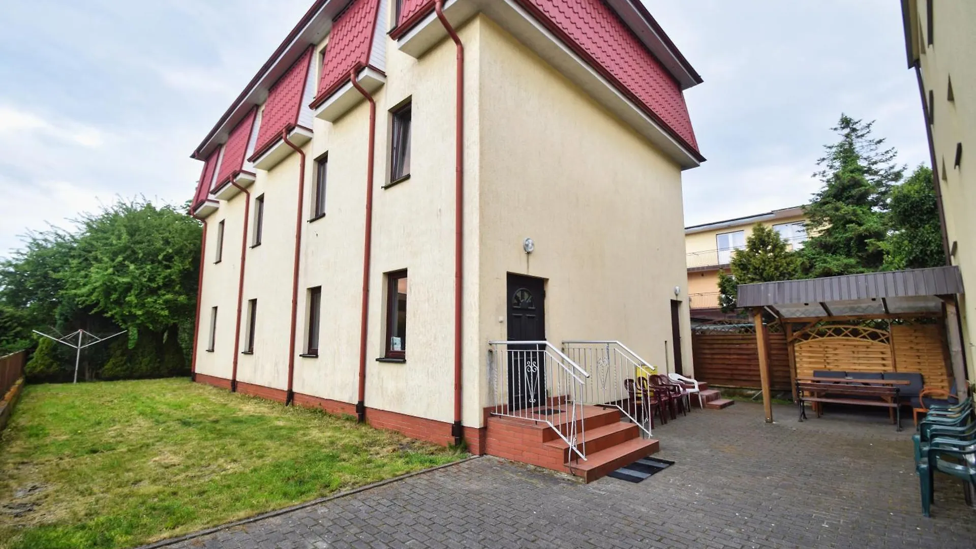 Homestay Pensjonat Aida Kolobrzeg